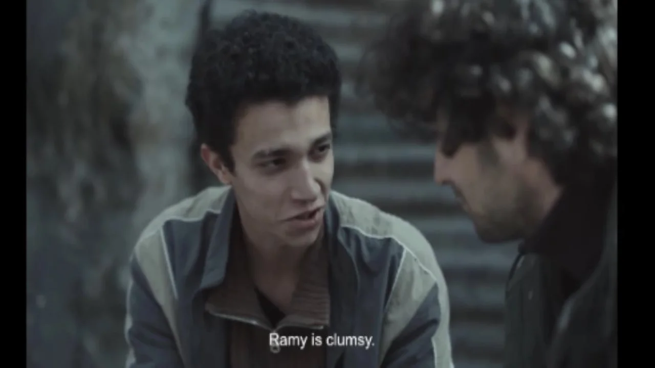 أزمة في الحلقة 8 من صحاب الأرض بعد ضياع جواز سفر سلمى وتدهور حالتها.